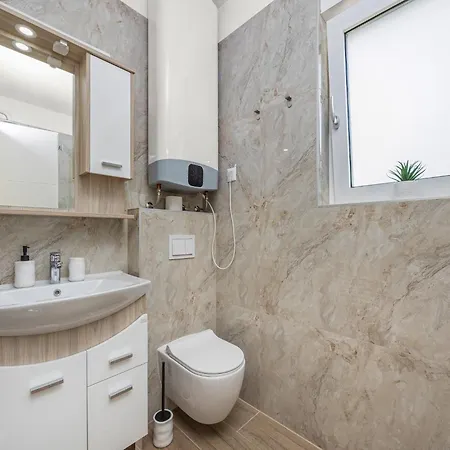 Enchanting Villa With Pool In Krnica Villa
