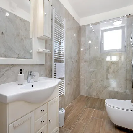 Enchanting Villa With Pool In Krnica